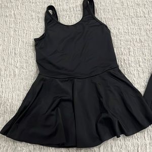 Dance leotard black children xl.